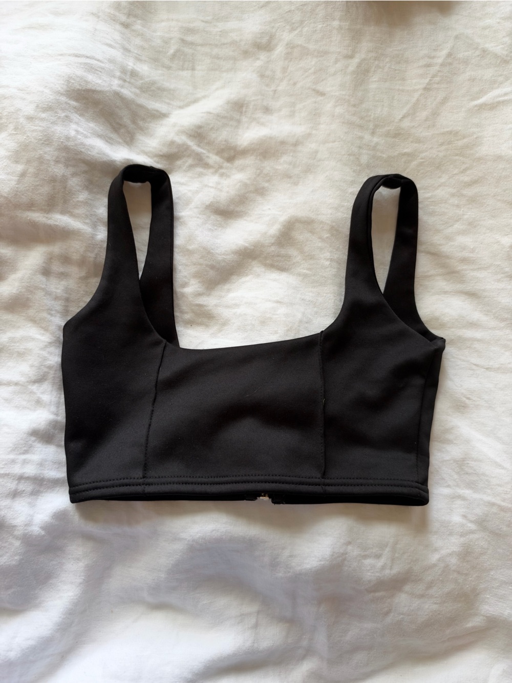 Pretty Little Thing - black tank top